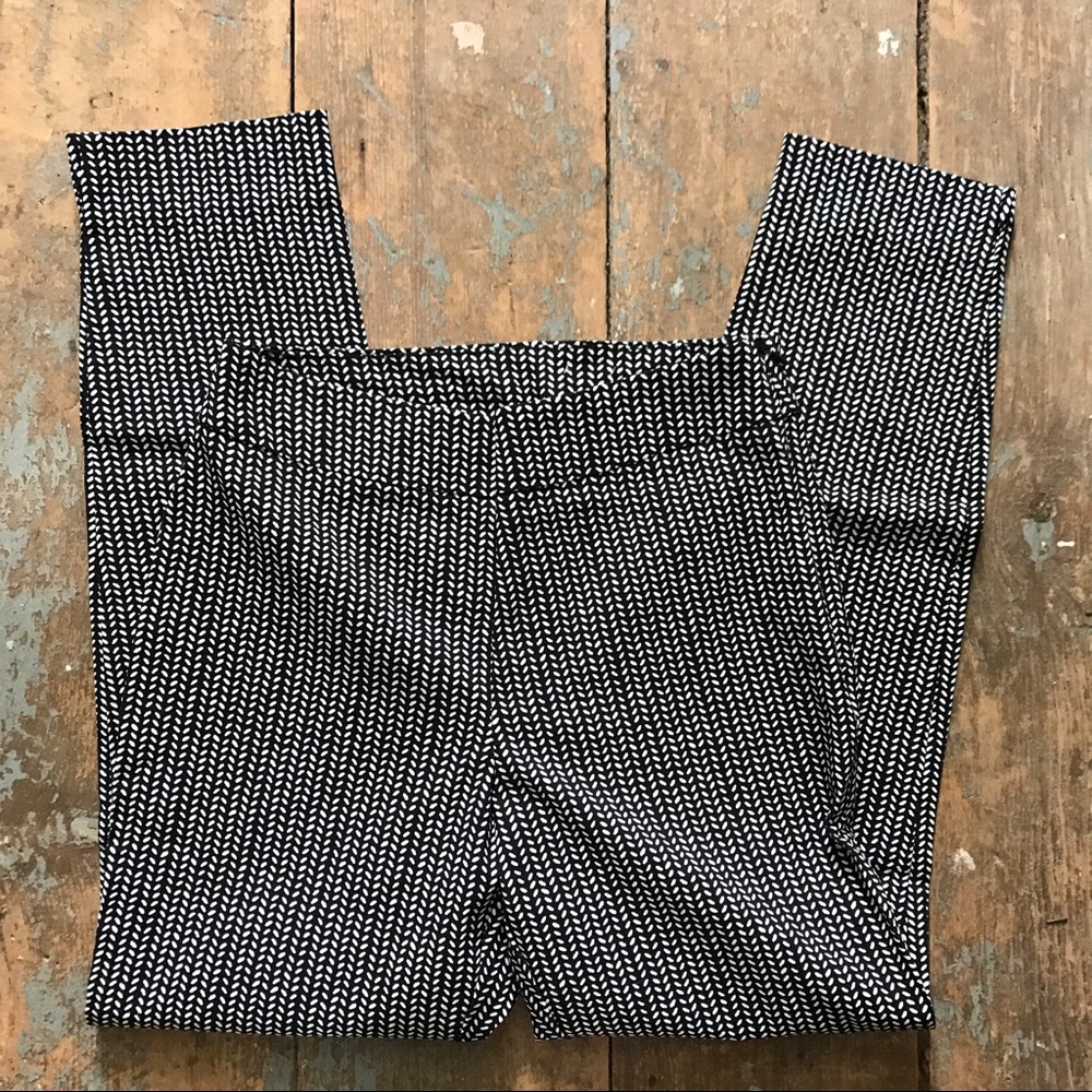 Black & White Cigarette Pant